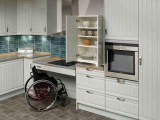 Havenside Accessible Cabinetry project example 1 in a kitchen