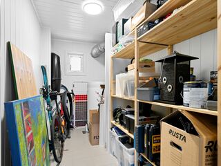 Havenside Basement and Garage Cleaning project example 1 in a basement