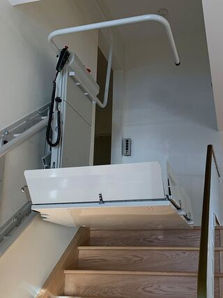 Control and Access Options option for Incline Platform Lifts