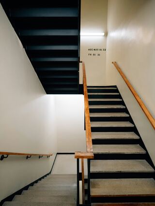 Havenside Indoor Handrail Installation project example 6 in a stairs and hallways