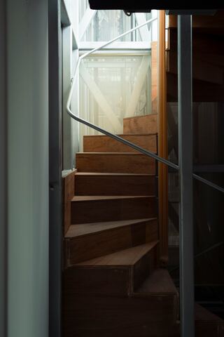 Havenside Indoor Steps and Stair Repair project example 4 in a stairs and hallways