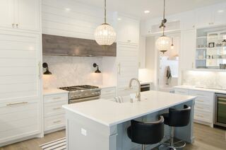 Havenside Kitchen Remodeling project example 1 in a kitchen