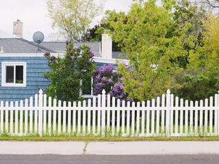 Havenside Outdoor Fence Repair project example 1 in an exterior and curb