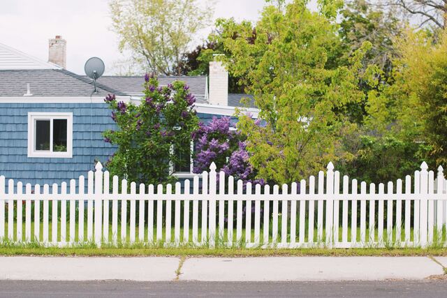 Outdoor Fence Repair