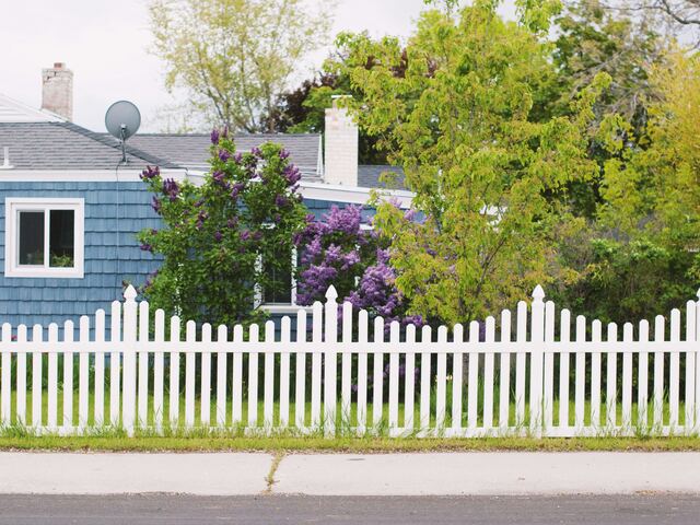 Outdoor Fence Repair