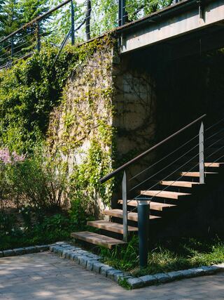 Havenside Outdoor Steps and Stair Repair project example 3 in an exterior and curb