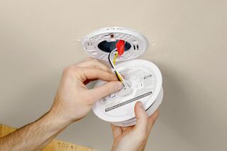 Havenside Smoke Detector Installation project example 2 in a living room