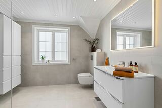 Havenside Wetroom Installation project example 4 in a bathroom