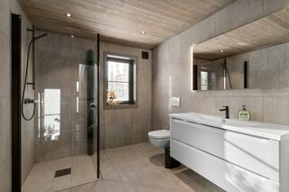 Layout and Fixtures option for Wetroom Installation